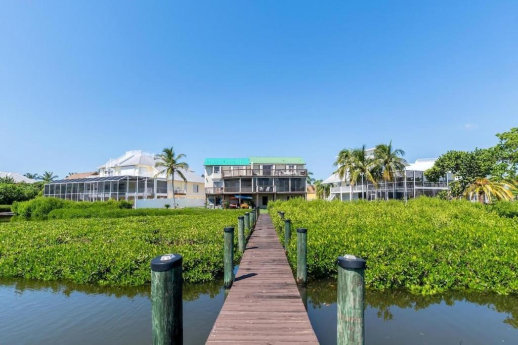 Blue Lagoon Estate Fort Myers Beach Eksteriør billede